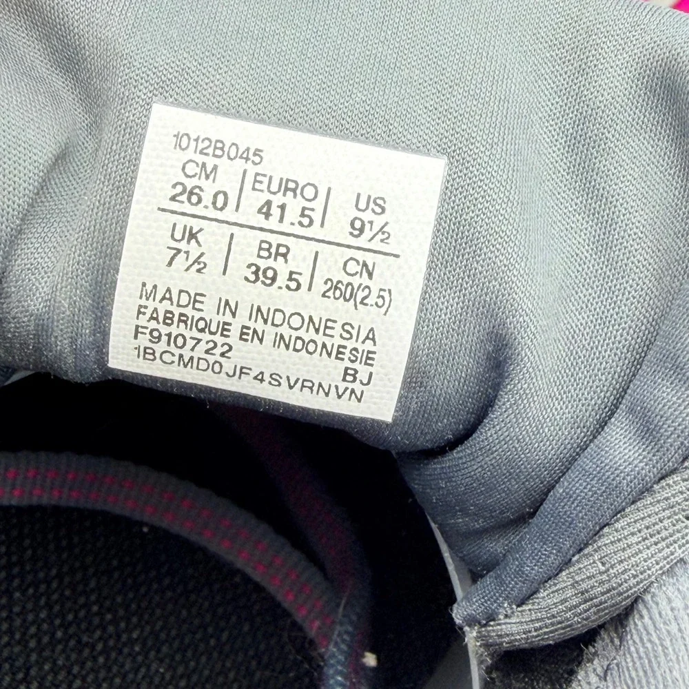 Asics excellent preowned